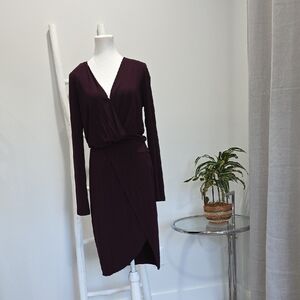 Classy Low Back Modal Flattering Long-Sleeve Wrap Dress in Burgundy